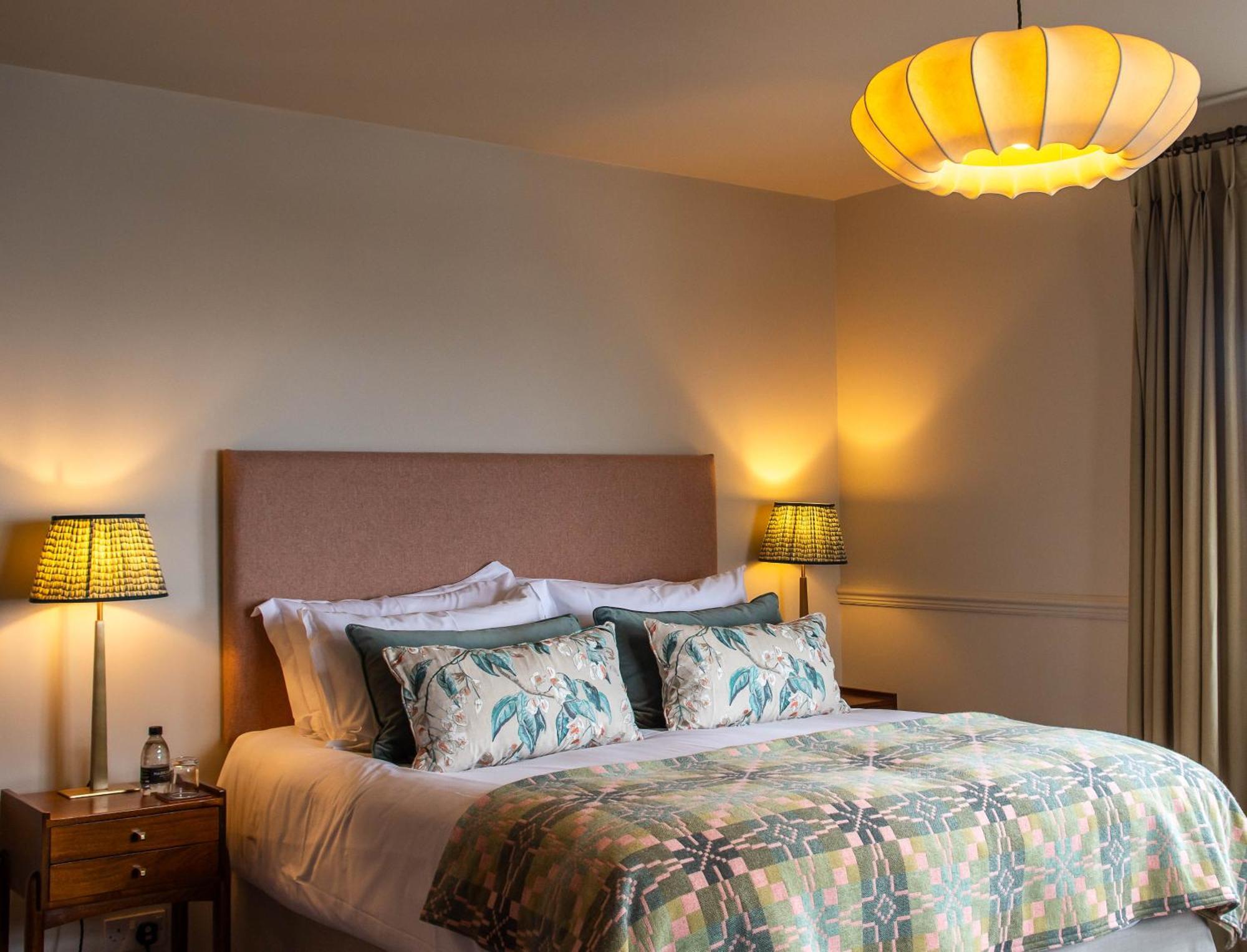 Hotel Victoria Robin Hood's Bay Eksteriør billede