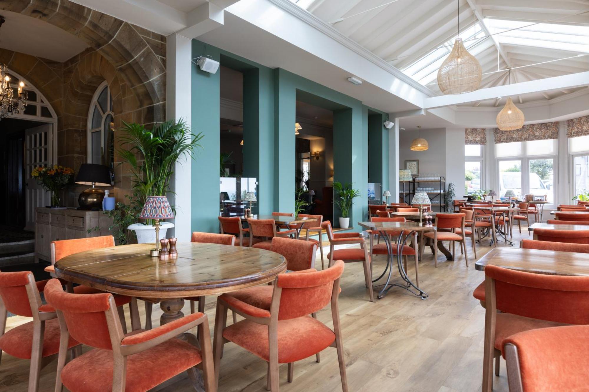 Hotel Victoria Robin Hood's Bay Eksteriør billede