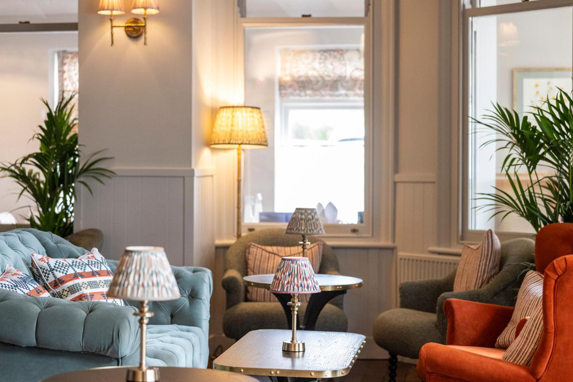 Hotel Victoria Robin Hood's Bay Eksteriør billede