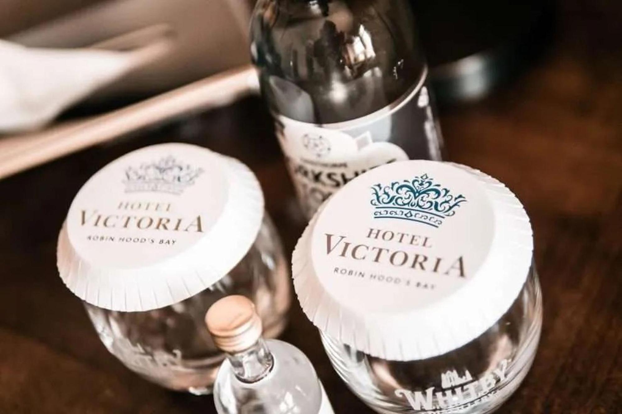 Hotel Victoria Robin Hood's Bay Eksteriør billede